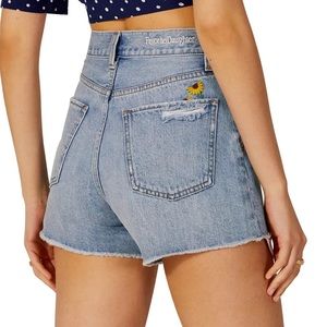 NWT Favorite Daughter high rise Juno cutoff floral detail denim shorts - size 27